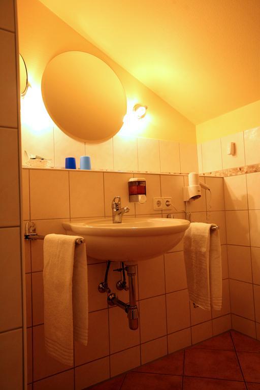 Hotel & Restaurant Schlei-Liesel Güby Екстериор снимка
